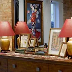 The Rustic Home - Room 3